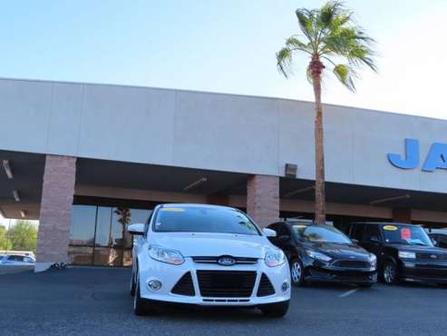 2012 Ford Focus 5dr HB SEL / CLEAN ARIZONA CARFAX / LOW MILES!... for sale in Tucson, AZ