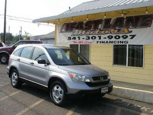 HONDA CR-V 4X4 - HOME OF "YES WE CAN" FINANCING - cars & trucks - by... for sale in Medford, OR