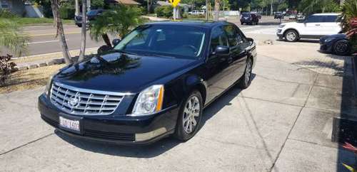 2008 Cadillac DTS for sale in SAINT PETERSBURG, FL