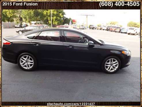 2015 Ford Fusion 4dr Sdn SE FWD with Perimeter/Approach Lights for sale in Janesville, WI