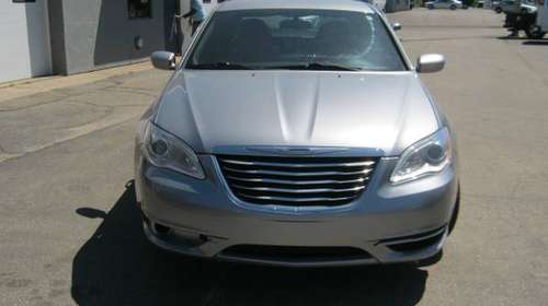 2013 CHRYSLER 200 - - by dealer - vehicle automotive for sale in Grand Rapids, MI
