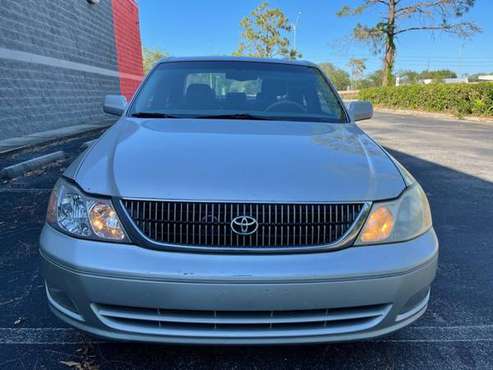 2000 Toyota Avalon XLE - Private Owner for sale in Casselberry, FL