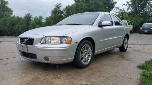 2009 Volvo S60 2.5T AWD Only 120k miles! - cars & trucks - by dealer... for sale in Savannah, IA