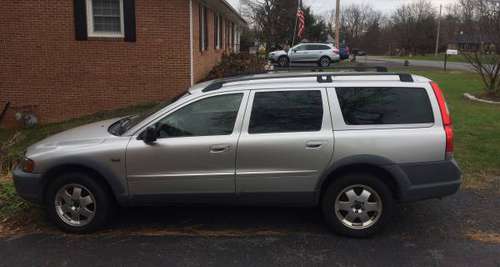 Volvo XC70 2003 - cars & trucks - by owner - vehicle automotive sale for sale in Winchester, VA
