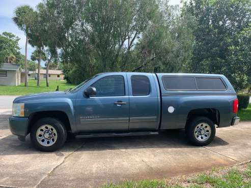2011 Chevrolet Silverado Long Bed Extended Cab with Topper for sale in Titusville, FL