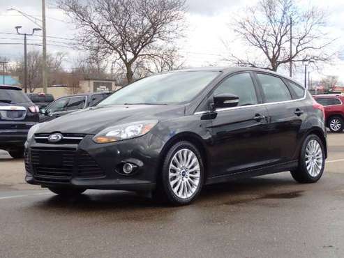 Ford Focus Titanium CARFAX One-Owner - cars & trucks - by dealer -... for sale in Waterford, MI