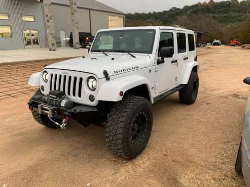 ‘18 JEEP WRANGLER UNLIMITED - cars & trucks - by owner - vehicle... for sale in marble falls, TX