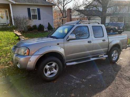 2001 Nissan Frontier SE (4dr) 2WD - cars & trucks - by owner -... for sale in Columbia, MO