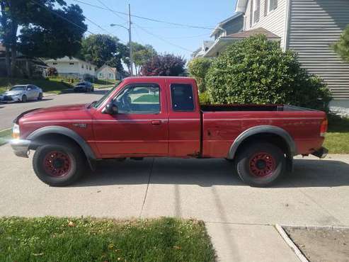 98 ranger xlt 4x4 - cars & trucks - by owner - vehicle automotive sale for sale in Akron, OH