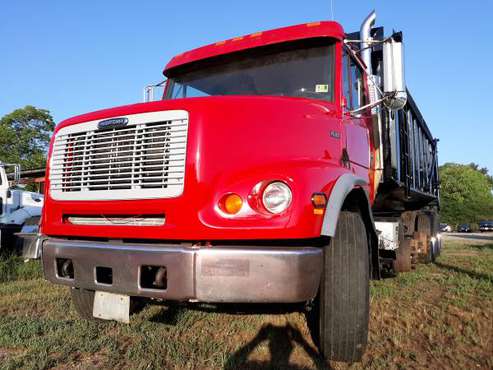 2000 Freightliner Quint Dump FL112 for sale in Chatham, VA