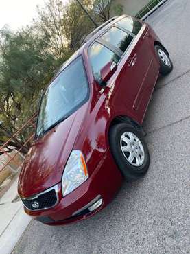 2014 Kia Sedona Ex - cars & trucks - by owner - vehicle automotive... for sale in Tucson, AZ