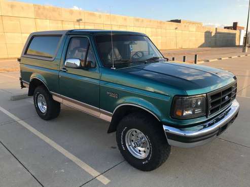 96 Eddie Bauer 5.8L Ford Bronco - cars & trucks - by owner - vehicle... for sale in Wichita, KS