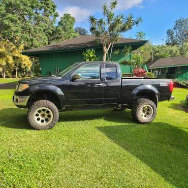 Nissan Frontier 06 Lifted - cars & trucks - by owner - vehicle... for sale in Pukalani, HI