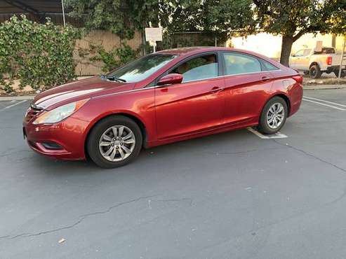 2011 HYUNDAI SONATA - cars & trucks - by owner - vehicle automotive... for sale in San Marcos, CA