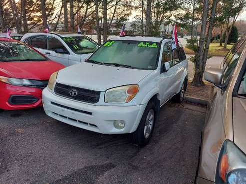 2005 Toyota RAV 4 FOR SALE! - cars & trucks - by dealer - vehicle... for sale in North Chesterfield, VA