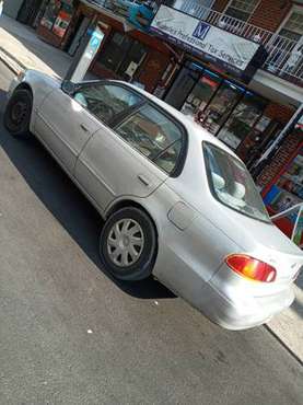 Selling my 2001 Toyota Corolla - cars & trucks - by owner - vehicle... for sale in Woodside, NY