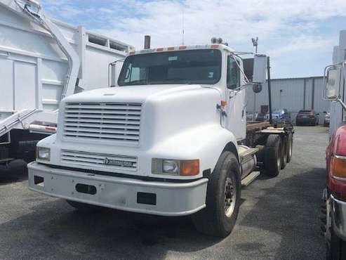 2002 International 2674 Rolloff for sale in Bealeton, District Of Columbia