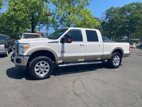 2013 Ford F250 Super Duty Lariat Crew Cab 4X4 Lifted Tow Package for sale in Fair Oaks, CA