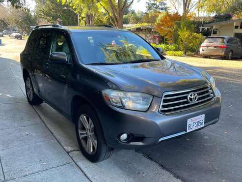 2008 Toyota Highlander Limited Sport AWD - cars & trucks - by owner... for sale in Redwood City, CA
