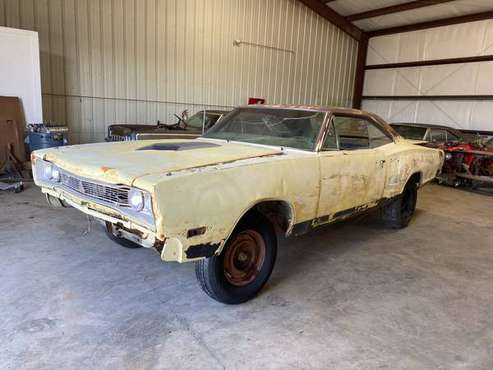 1969 Dodge SuperBee Hardtop 383 4 Speed - cars & trucks - by owner -... for sale in Denton, TX