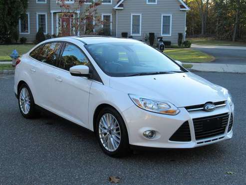 2012 Ford Focus SEL - cars & trucks - by dealer - vehicle automotive... for sale in HAMMONTON, NJ