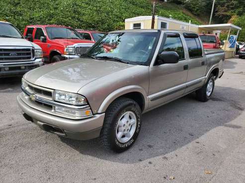 2004 CHEVY S-10 CREW CAB 4X4 for sale in Knoxville, TN