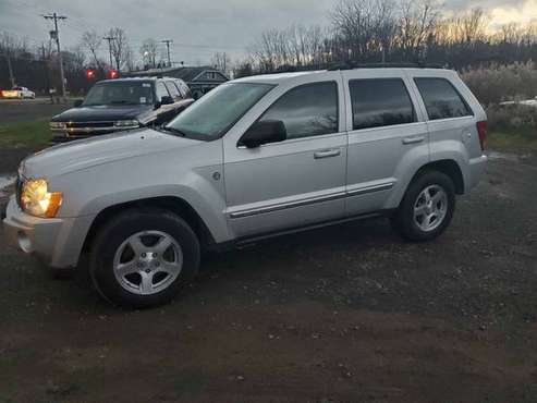 2005 JEEP GRAND CHEROKEE LIMITED 4X4!!! - cars & trucks - by owner -... for sale in Apulia Station, NY