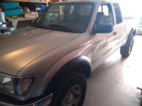 2004 Toyota tacoma - cars & trucks - by owner - vehicle automotive... for sale in Albuquerque, NM
