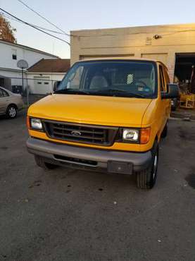 2006 FORD ECONOLINE E350 - cars & trucks - by owner - vehicle... for sale in Oreland, DE