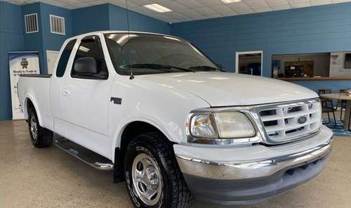 2000 FORD *F-150 XL *ONLY 46K MILES* LIKE NEW 5 SPEED MANUAL TRANS -... for sale in Port Saint Lucie, FL