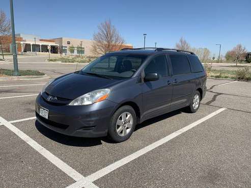 2007 Toyota Sienna for sale in Denver , CO