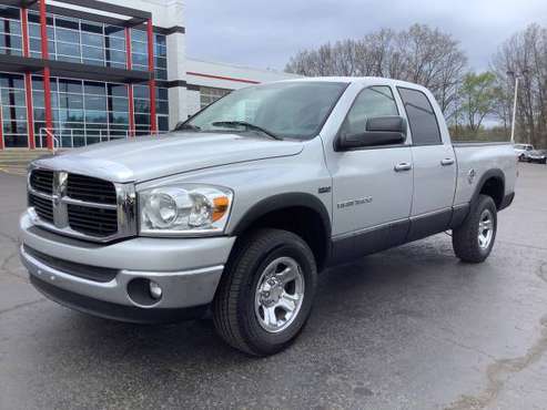 Tough! 2007 Dodge Ram 1500 ST! 4x4! Crew Cab! Great Price! - cars & for sale in Ortonville, OH