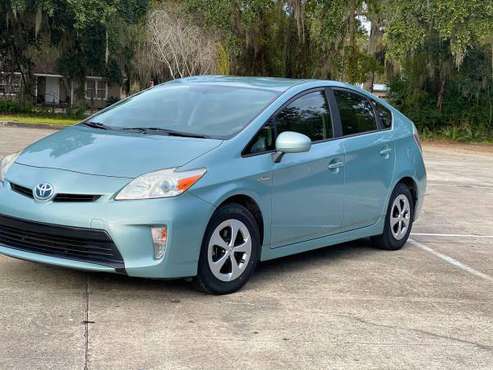 2013 Toyota Prius III Clean title Automatic, only 131k miles - cars... for sale in Savannah, GA