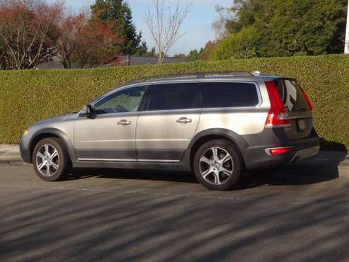 Volvo XC70 T6 - 2015 all-wheel-drive, 59K miles, Excellent - cars &... for sale in Arcata, CA