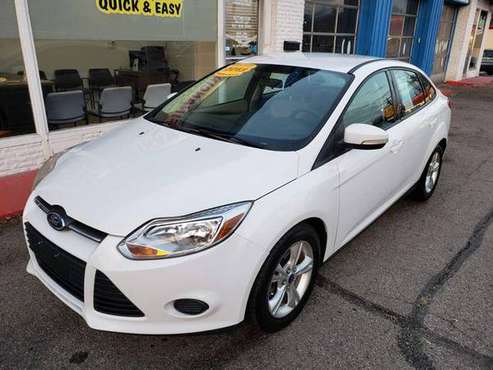 2013 Ford Focus - Financing Available! - cars & trucks - by dealer -... for sale in Franklin, OH