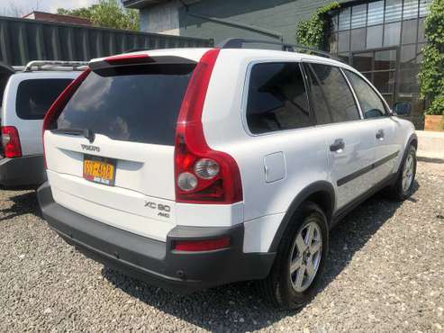 Used 2004 Volvo XC90 AWD 2.5T 7-Passenger for sale in Brooklyn, NY