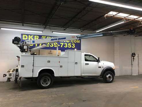 2012 RAM 5500 Reg Cab 6.7L Diesel Knapheide Body w/6000 lb CRANE -... for sale in Arlington, KS