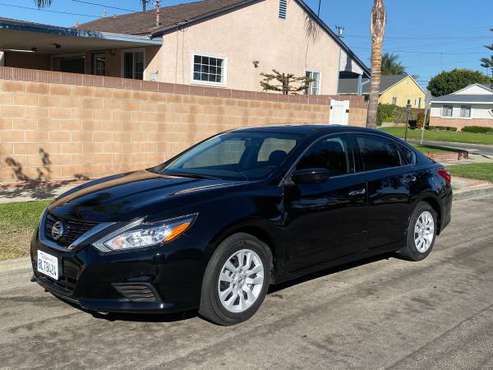 2017 Nissan Altima $8100 DLLS Toyota Nissan Ford Mazda for sale in Anaheim, CA