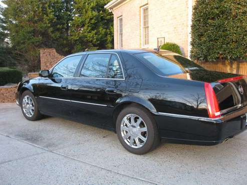 ***SPECIAL*** '07 Cadillac DTS Luxury III Loaded Sedan, one Owner -... for sale in Wake Forest, NC