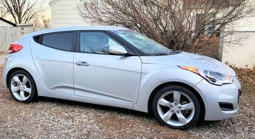 2015 Hyundai Veloster - looks great - cars & trucks - by owner -... for sale in Clear Lake, IA