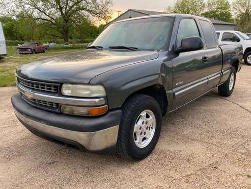 2001 Chevrolet Silverado - - by dealer - vehicle for sale in Ferris, TX