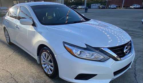 2016 Nissan Altima - cars & trucks - by owner - vehicle automotive... for sale in Hattiesburg, MS