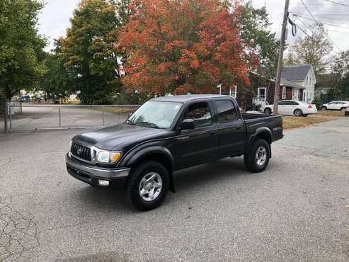 2004 Toyota Tacoma SR5 4WD DOUBLE CAP ONE OWNER LOW MILES for sale in Stoughton, MA