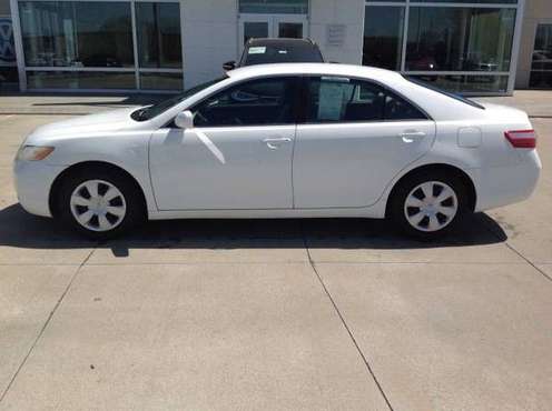 2009 Toyota Camry LE - - by dealer - vehicle for sale in Lincoln, NE