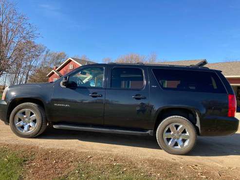 2011 GMC Yukon XL SLT - cars & trucks - by owner - vehicle... for sale in Canby, ND