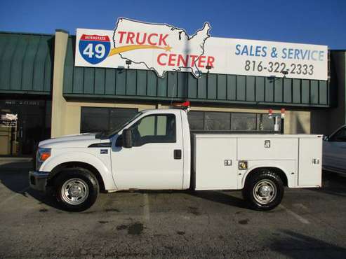 2011 Ford F-250 9 Utility Truck - - by dealer for sale in Kansas City, MO