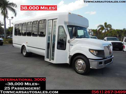 2013 International SHUTTLE BUS Passenger Van Party Limo SHUTTLE Bus for sale in West Palm Beach, FL