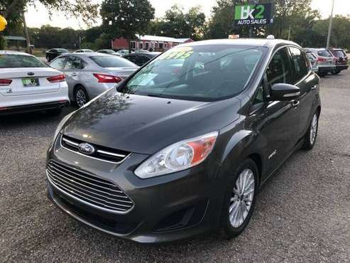 2016 Ford C-Max SE Hybrid *One owner* - cars & trucks - by dealer -... for sale in Beloit, IL
