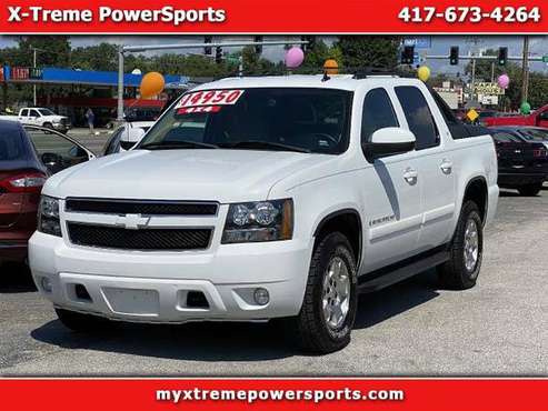 2008 Chevrolet Avalanche CREW CAB 4X4 - cars & trucks - by dealer -... for sale in Webb City, MO