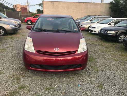 2005 TOYOTA PRIUS 82K - cars & trucks - by dealer - vehicle... for sale in Alexandria, District Of Columbia